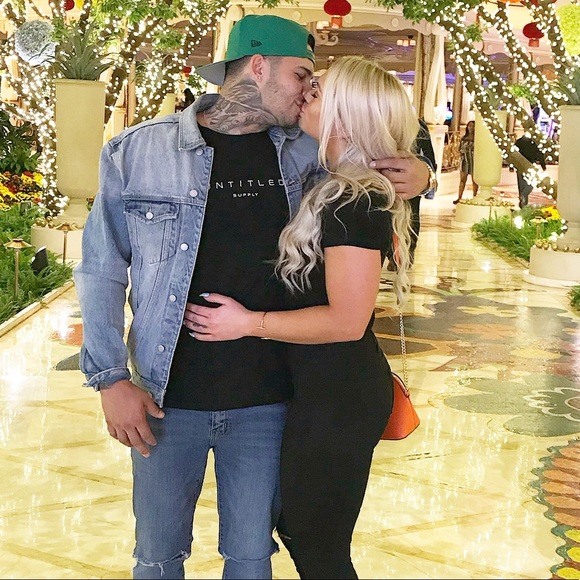 Meet your Posher, Derek - Picture 1 of 1